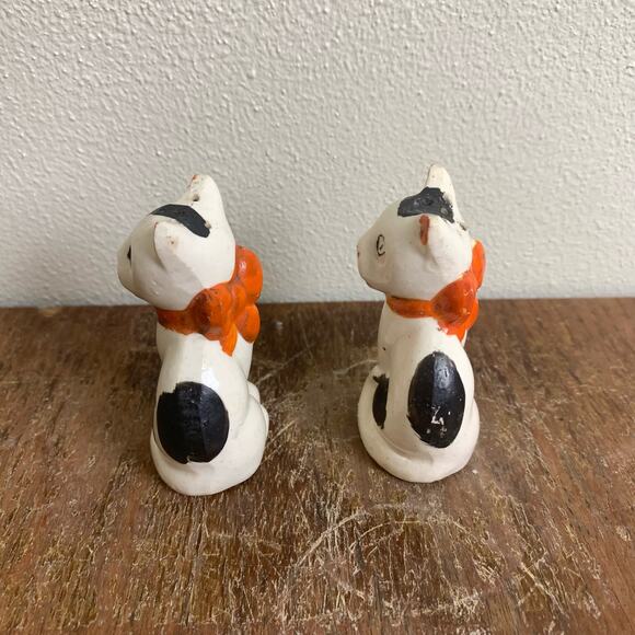 Vintage porcelain hand painted Cats Salt &‎ Pepper Magpie Bug Eyed Kittens Japan - Picture 5 of 6